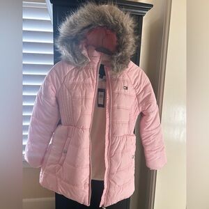 Tommy Hilfiger Girls puffer Jacket With Faux Fur Hooded. Size 10/12 Medium. New